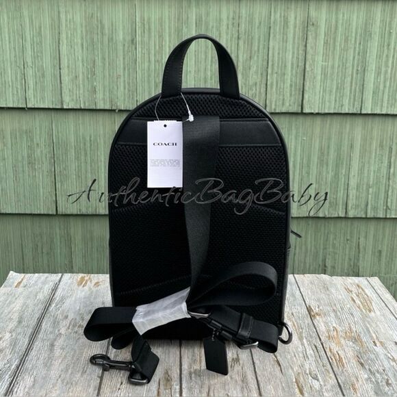 Authentic Coach Turnlock Sling Pack In Signature Canvas Bag - Picture 3 of 8